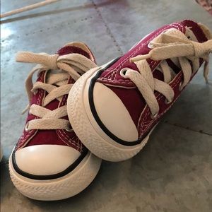 Toddler converse size 4